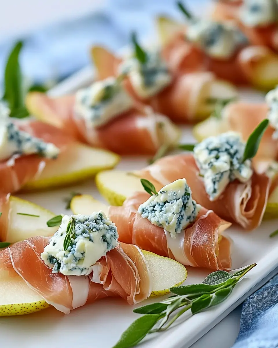 Keto Prosciutto Bites: Irresistibly Sweet Pear & Bold Blue Cheese